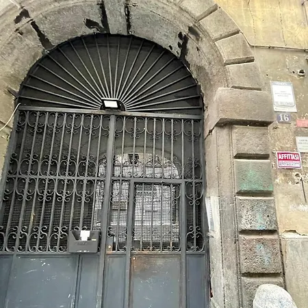 Loft Munira Apartman Nápoly