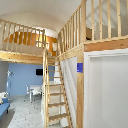 Διαμέρισμα Loft Munira *